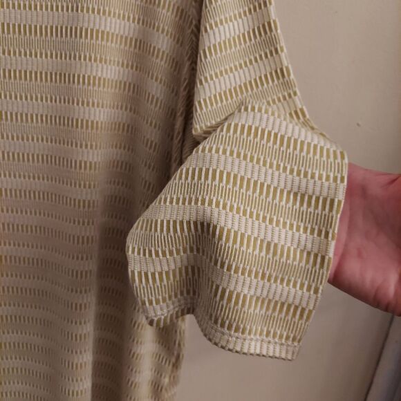 89TH & MADISON Hi/Low Striped 3/4" Sleeve Top - Picture 4 of 11